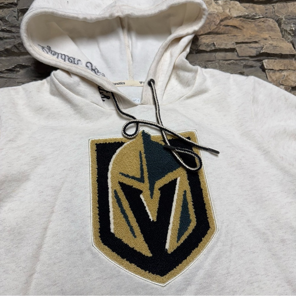 Vegas Golden Knights Hoodie Sweatshirt Women’s Small White Pullover Fanatics NHL - Picture 2 of 8